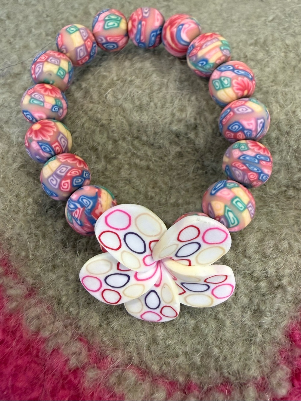 Tropical colorful floral charm beaded stretch bracelet